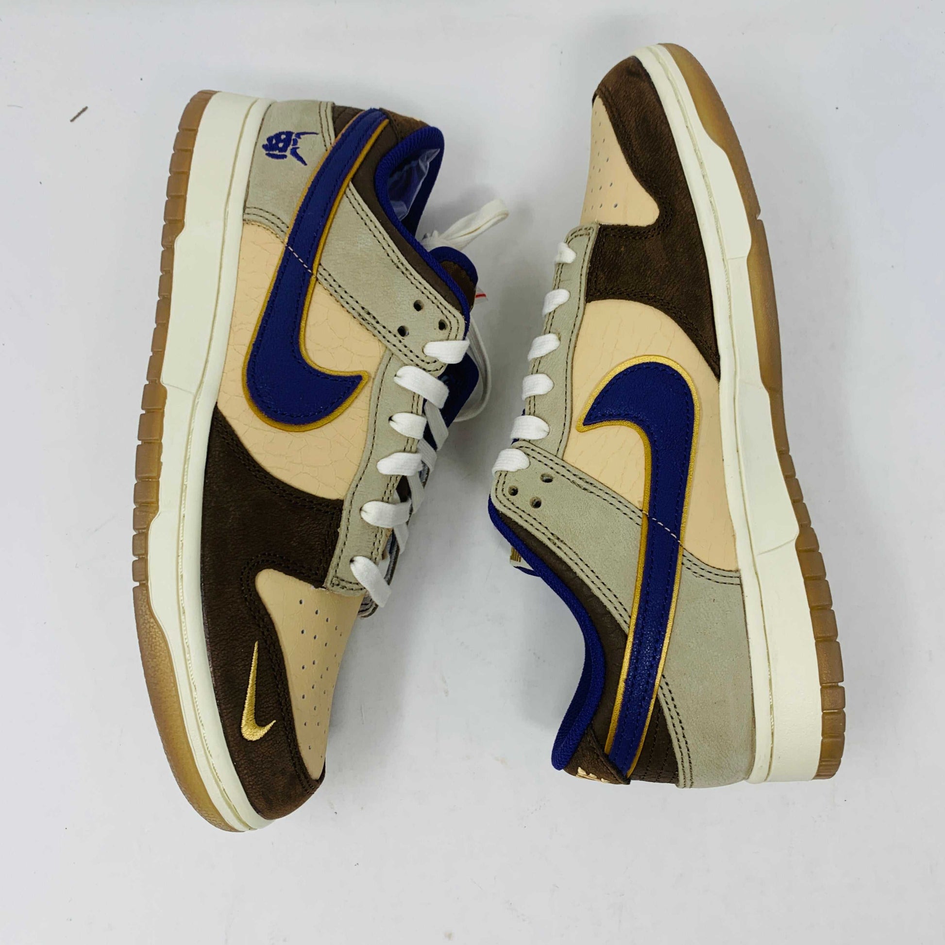 Nike Dunk Low Setsubun sneakers, brand new condition, featuring a multicolor design with blue accents, from 2022.