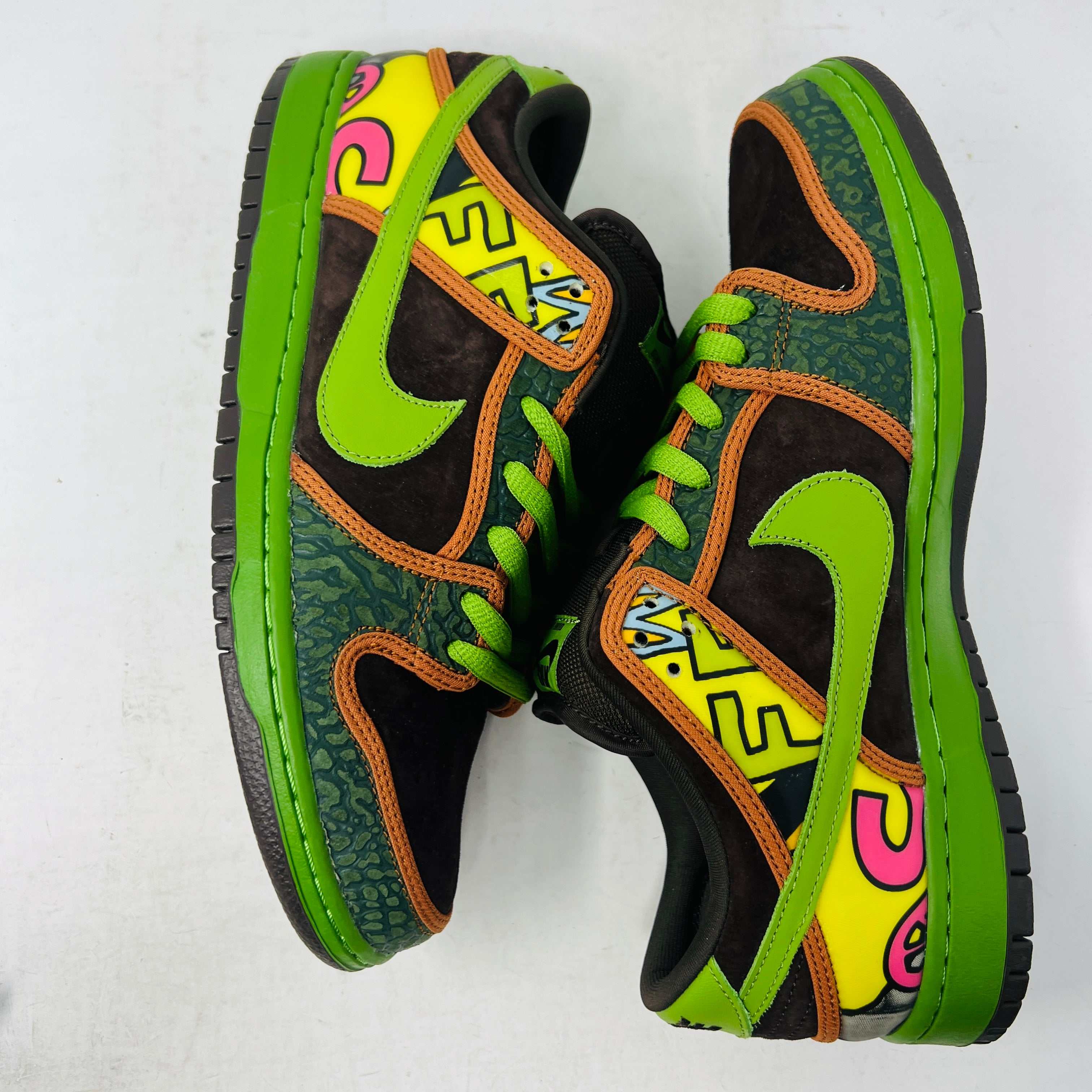 Nike SB Dunk Low De La Soul (2015) - Iconic Skateboarding Shoe