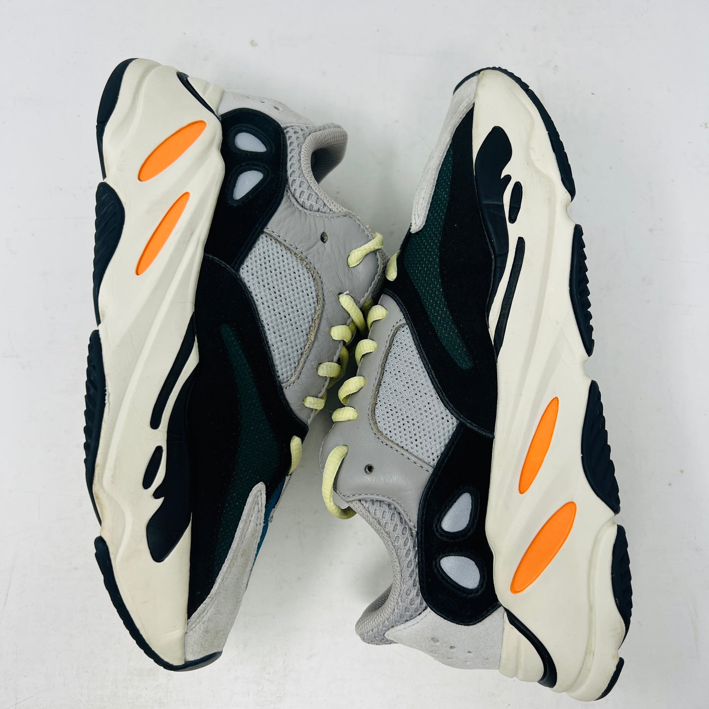 adidas Yeezy Boost 700 Wave Runner