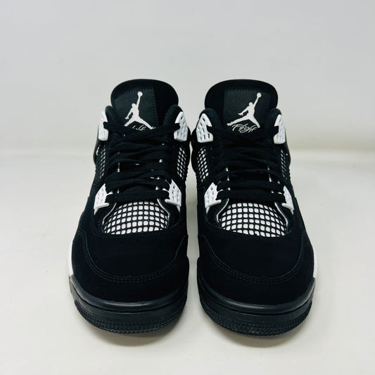 Jordan 4 Retro White Thunder