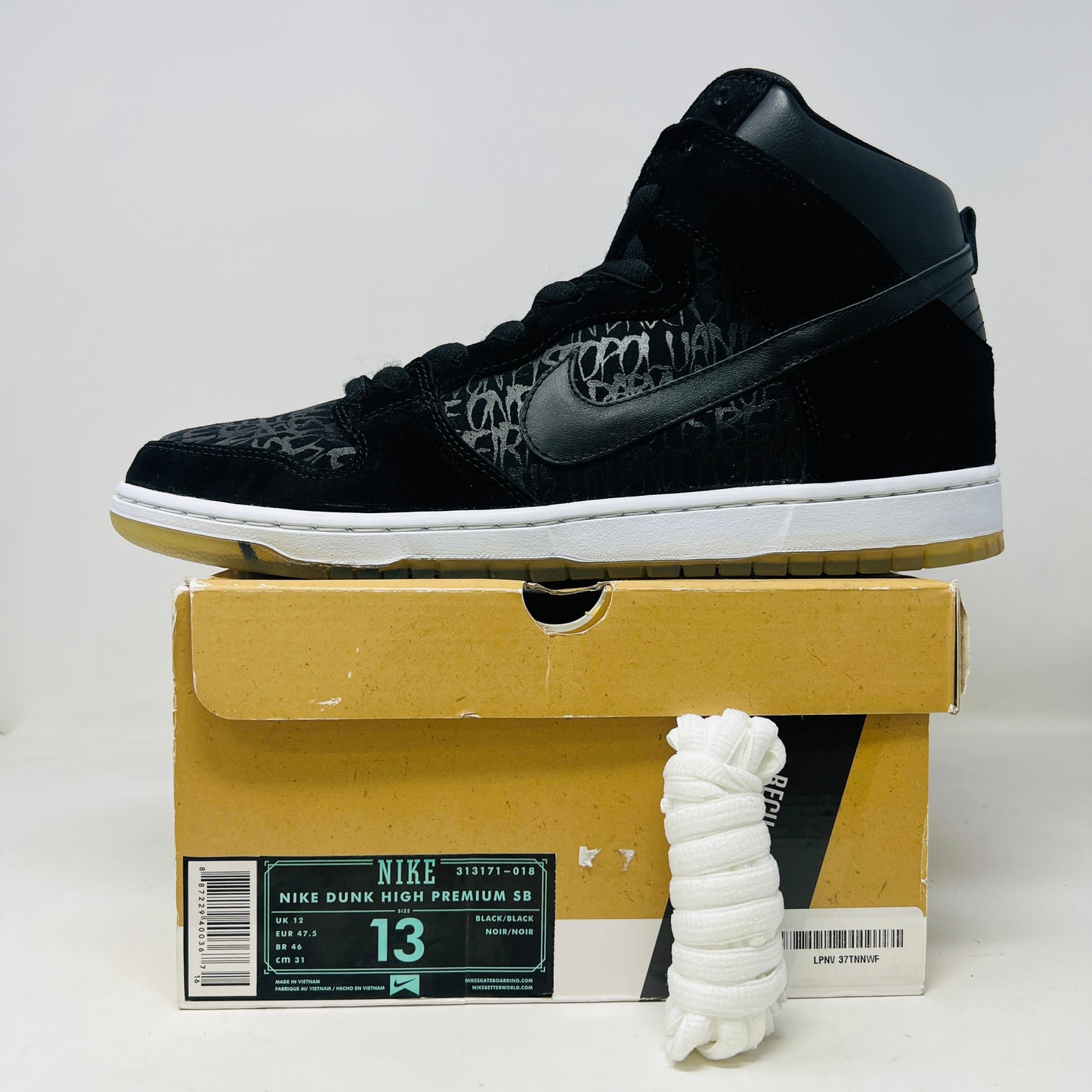 Nike SB Dunk High Neckface