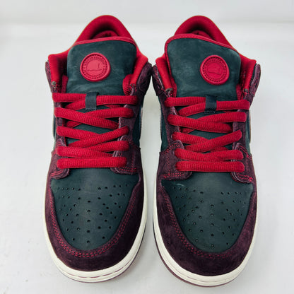 Nike SB Dunk Low Riot Skateshop