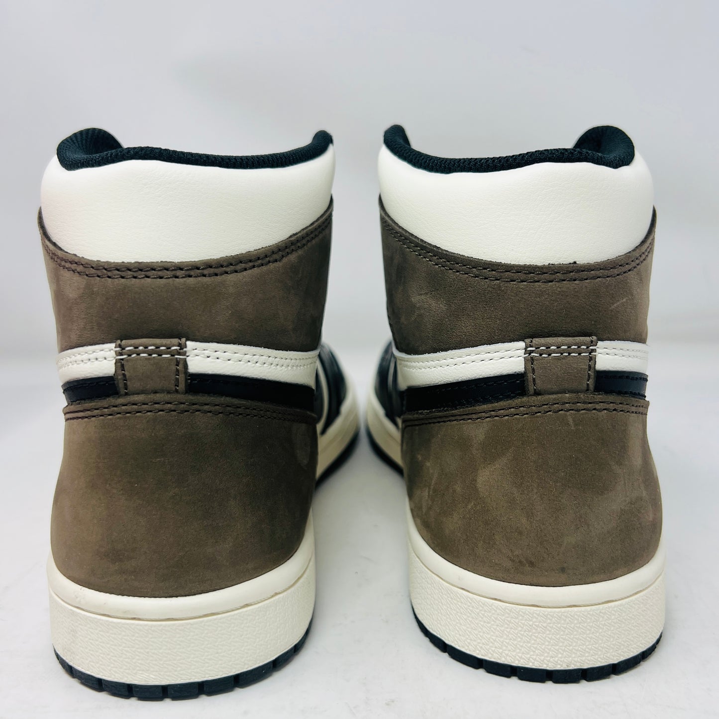 Jordan 1 Retro High Dark Mocha