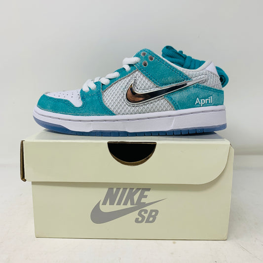 Nike SB Dunk Low April Skateboards (PS)
