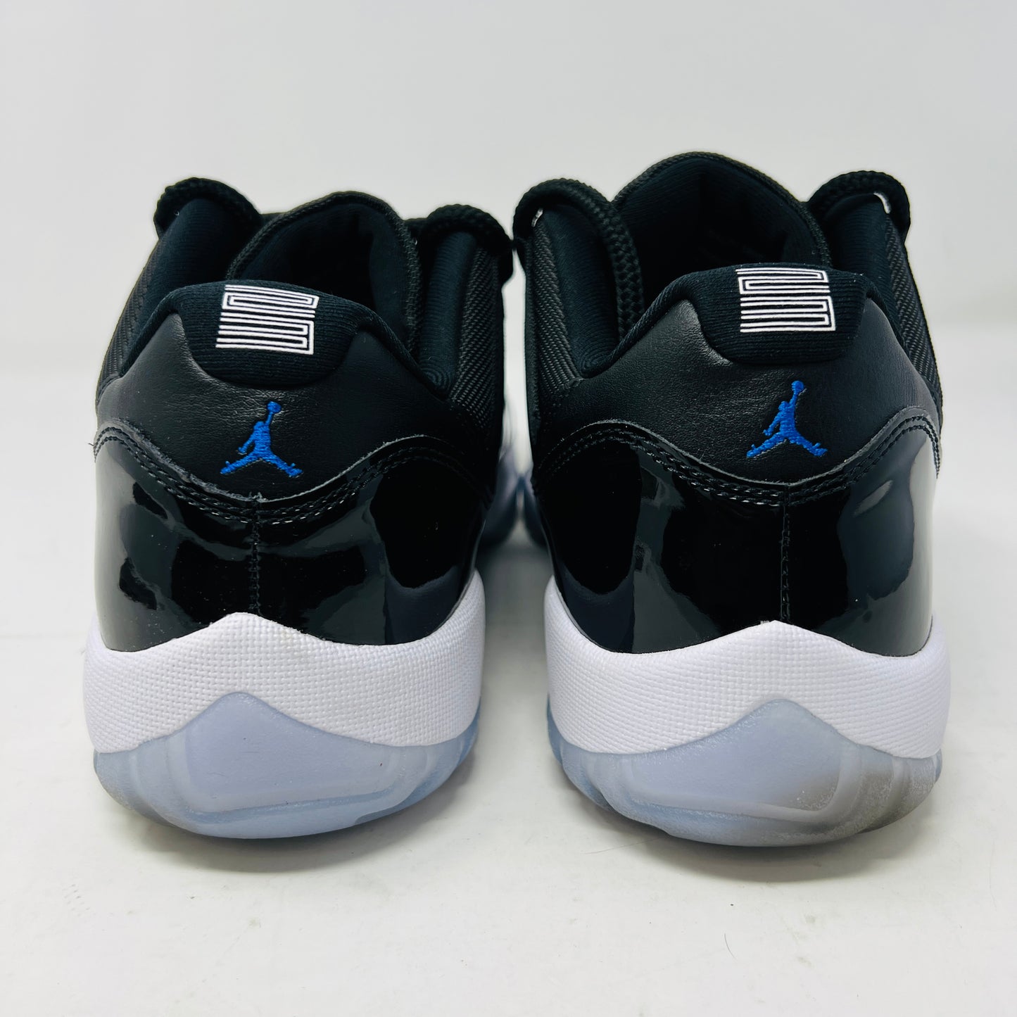 Jordan 11 Retro Low Space Jam