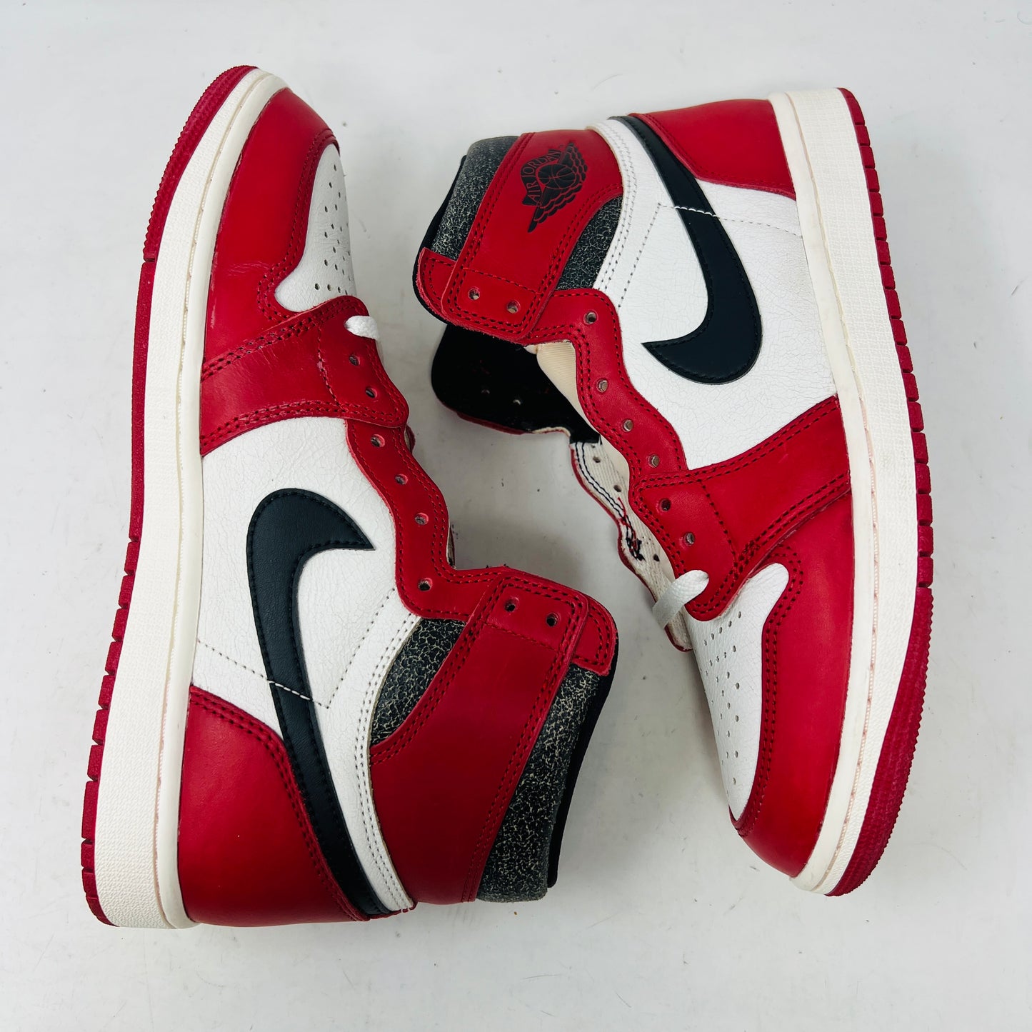 Jordan 1 Retro High OG Chicago Lost and Found