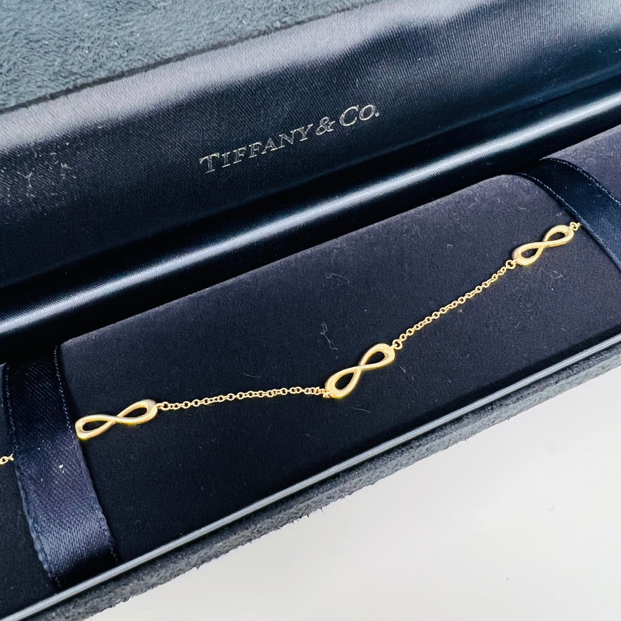 Tiffany & Co. Infinity Bracelet 18K Rose Gold
