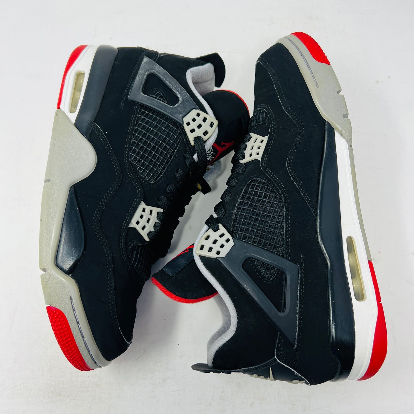 Jordan 4 Retro Bred (2019)