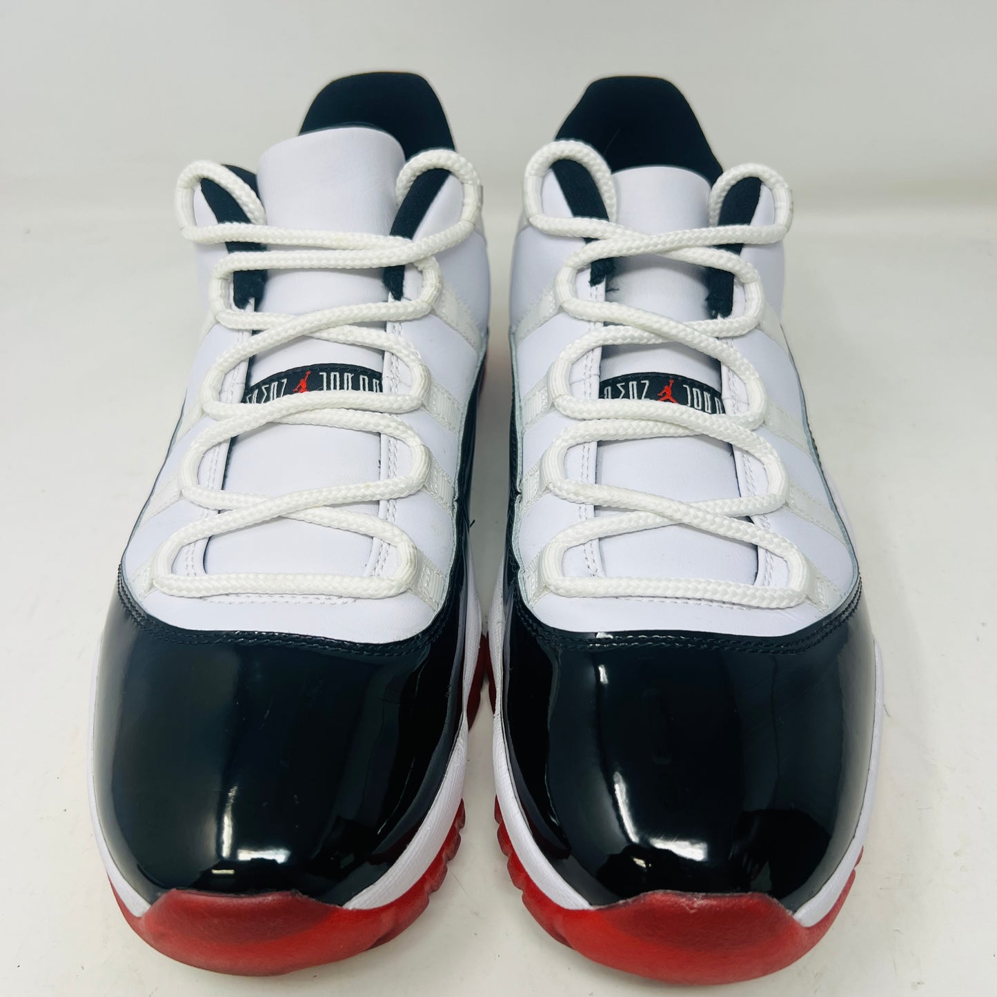 Jordan 11 Retro Low Concord Bred