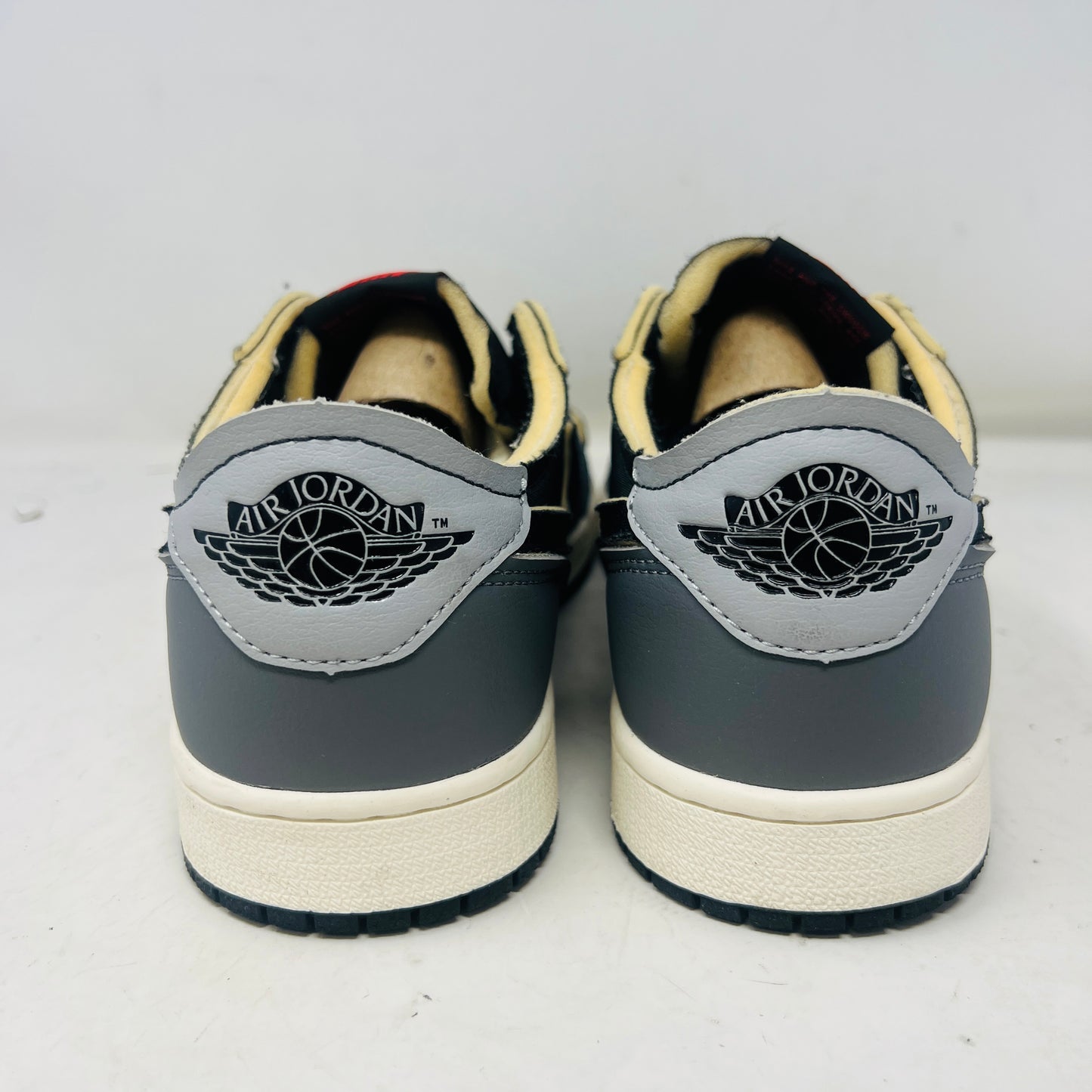 Jordan 1 Low OG EX Black Smoke Grey