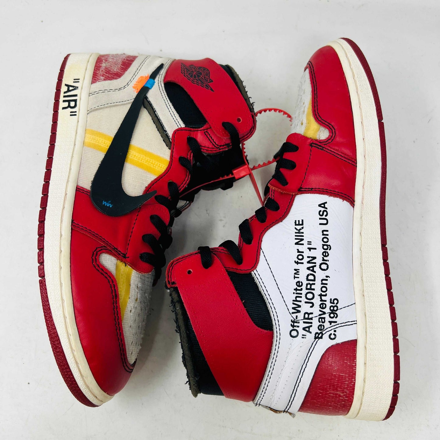 Jordan 1 Retro High Off-White Chicago