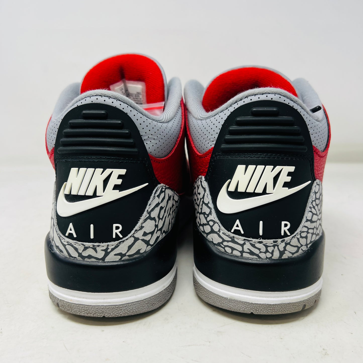 Jordan 3 Retro SE Unite