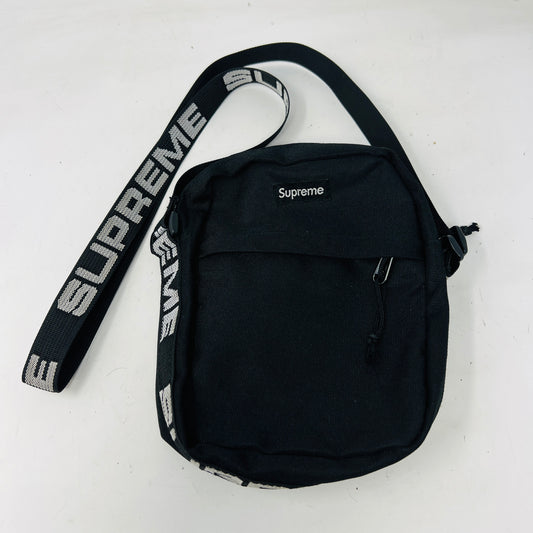 Supreme Shoulder Bag (S/S18)
