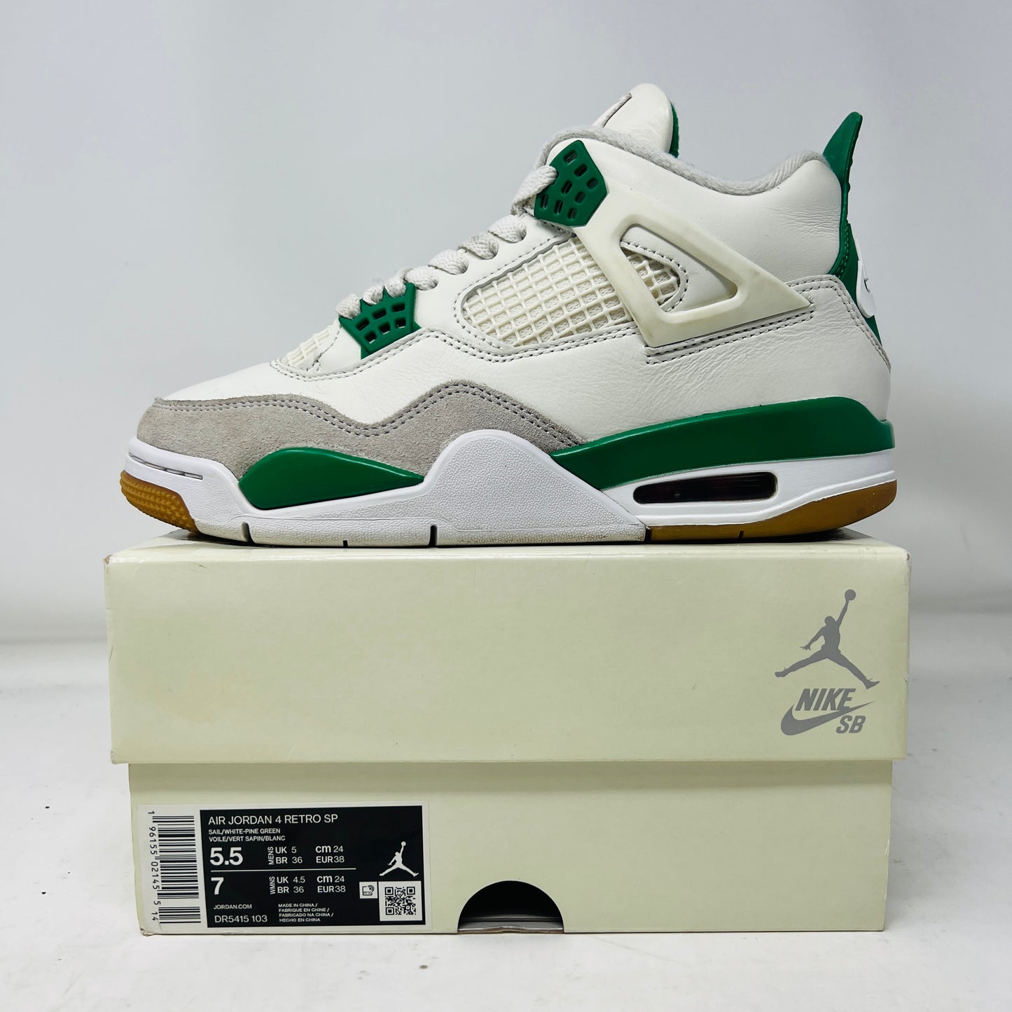 Jordan 4 Retro SB Pine Green