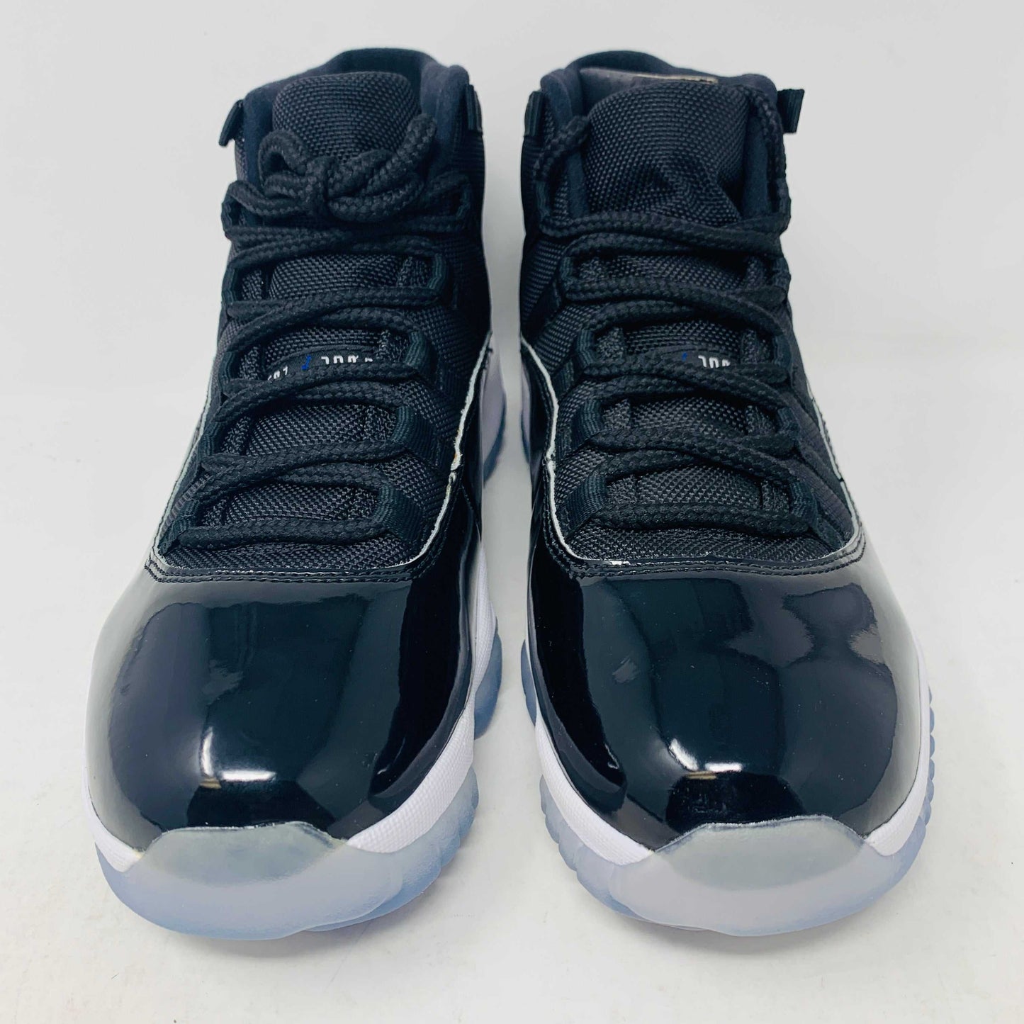 Jordan 11 Space Jam 2016 sneakers, brand new with good box condition, blue and white soles.