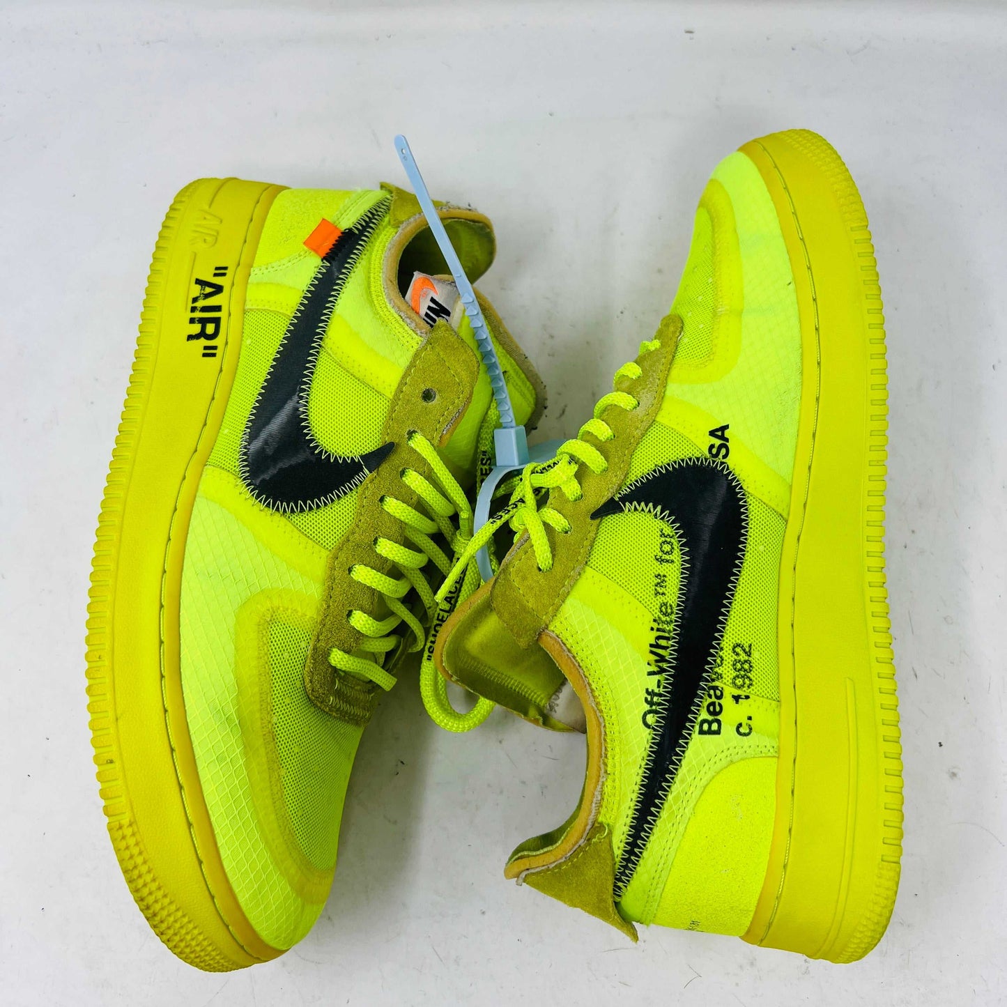 Nike Air Force 1 Low Off-White Volt