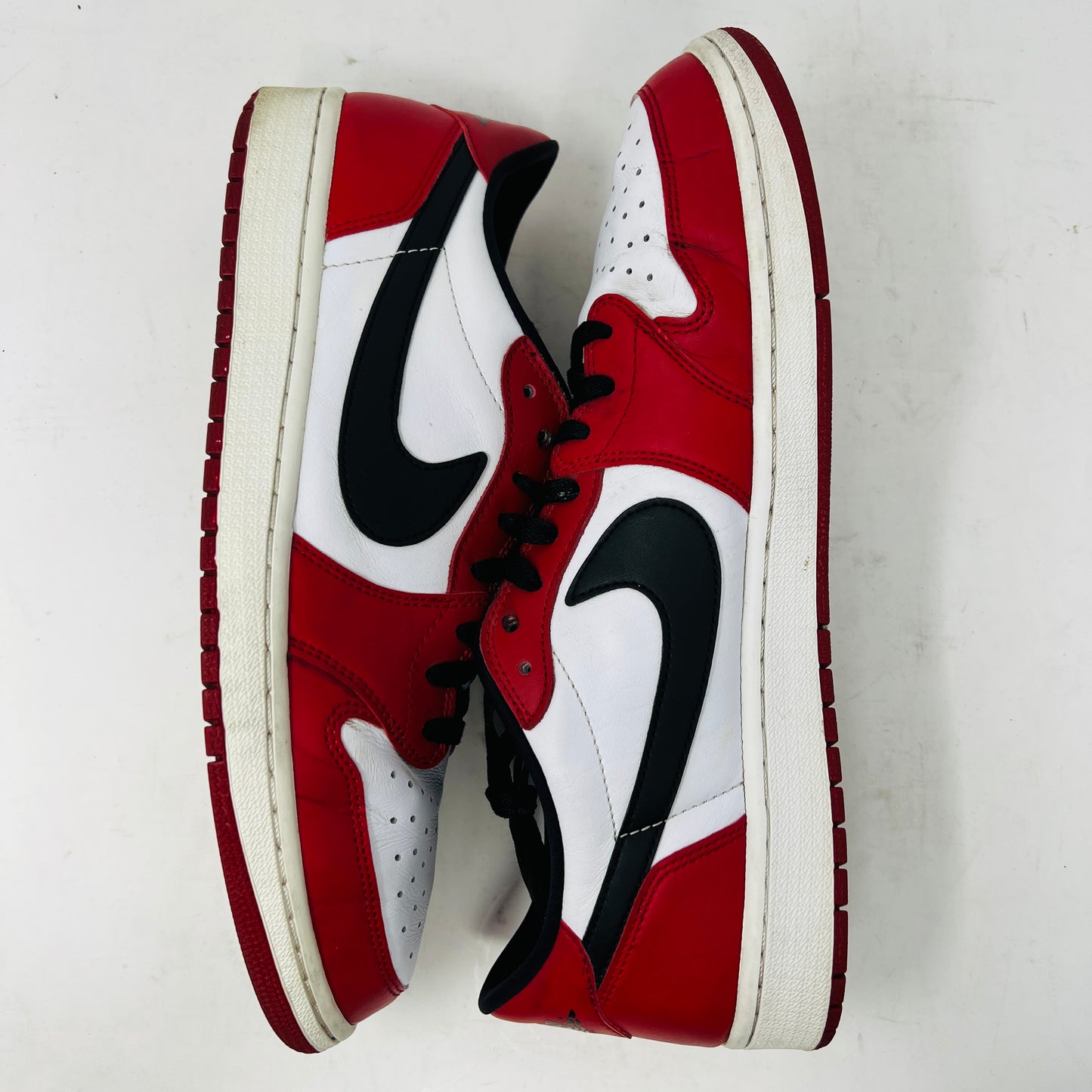 Jordan 1 Retro Low Chicago (2016)