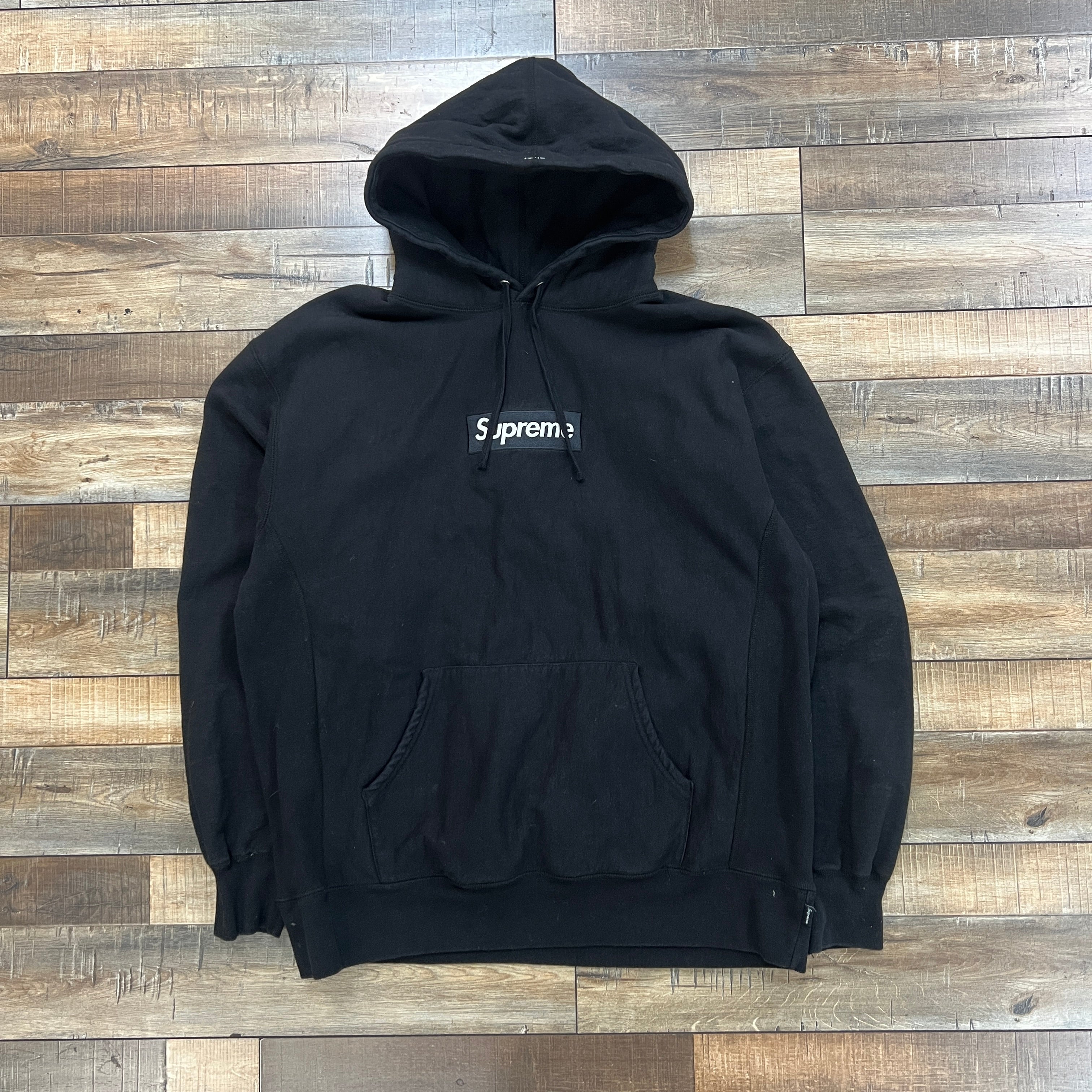 Supreme Box Logo Hooded Sweatshirt タグ付き Supreme Βox Logo Hooded Sweatshirt (FW17) - $168