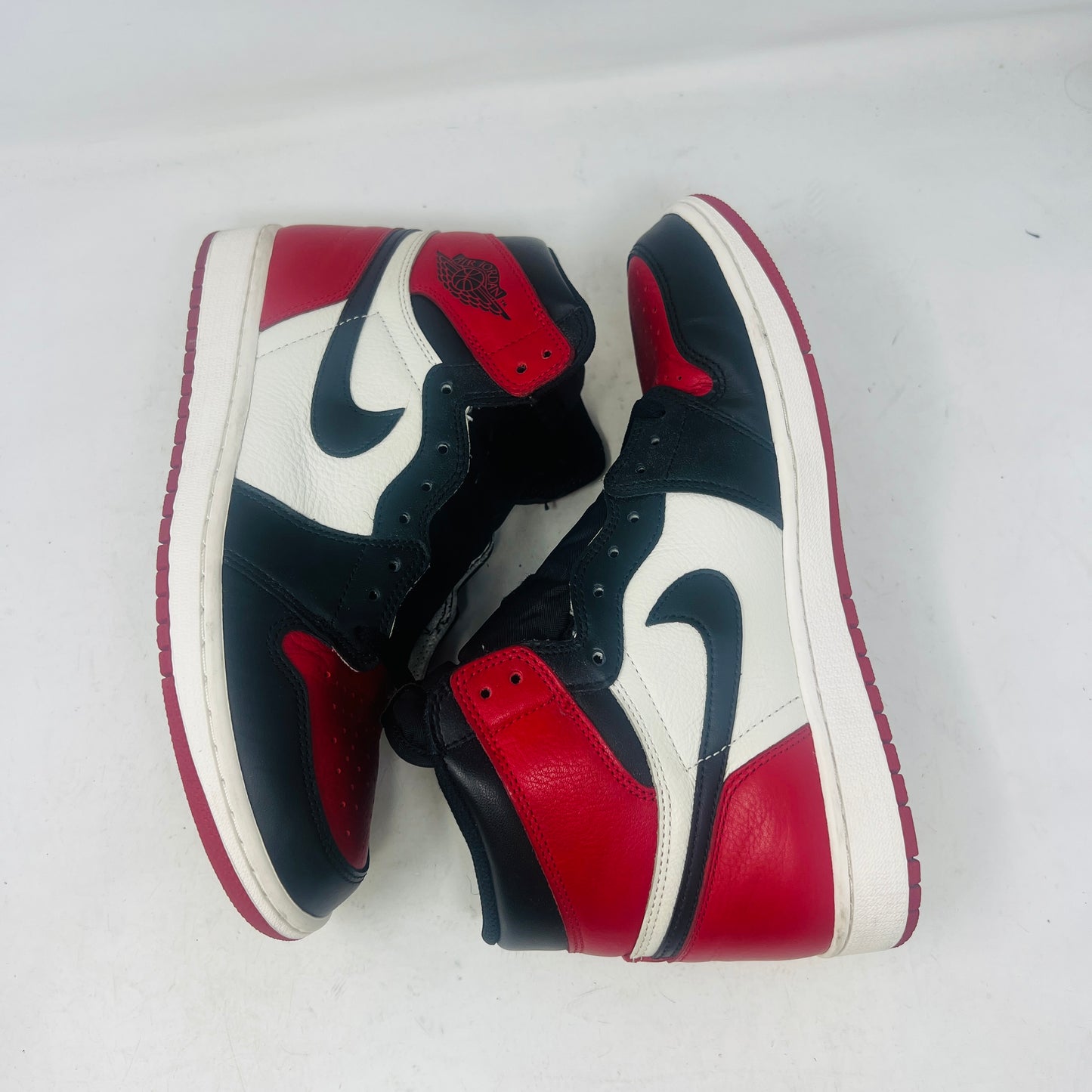 Jordan 1 Retro High Bred Toe