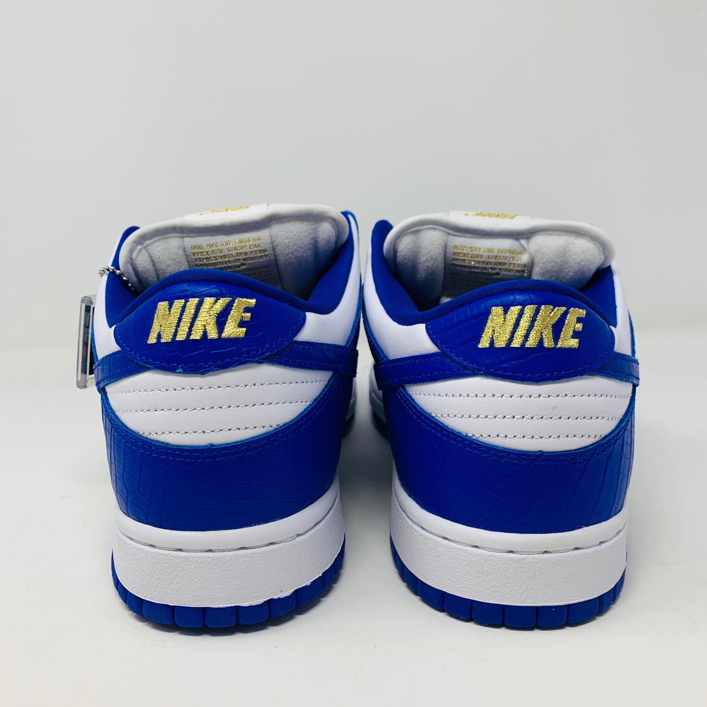 Nike SB Dunk Low Supreme Royal