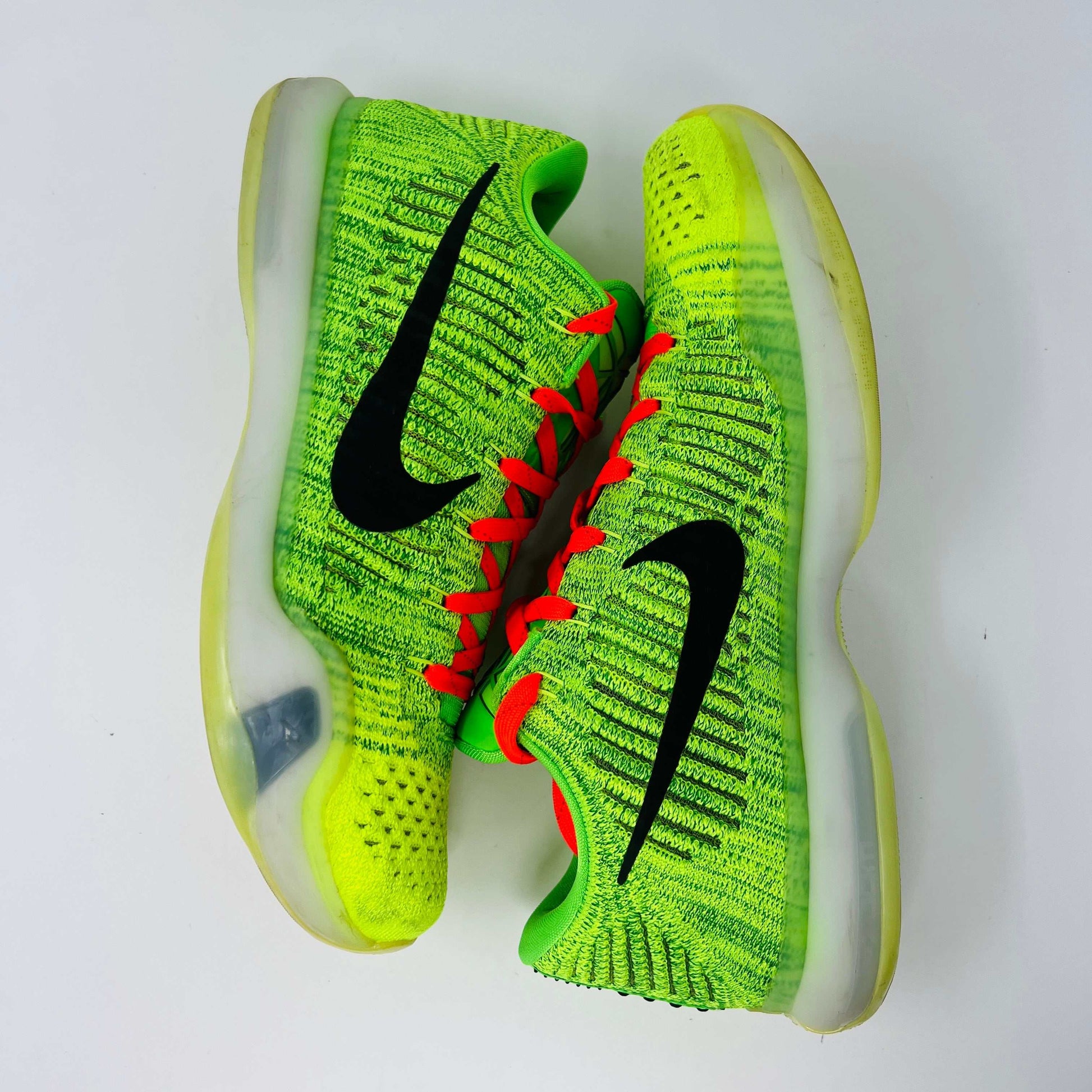 NIKE ID GRINCH Kobe shoes size 9.5, condition 8.5/10, vibrant green uppers.