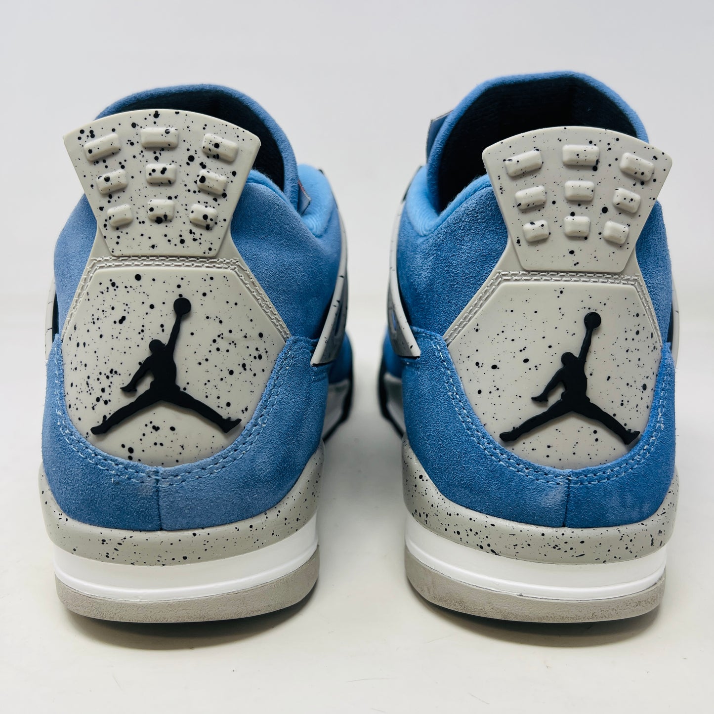 Jordan 4 Retro University Blue