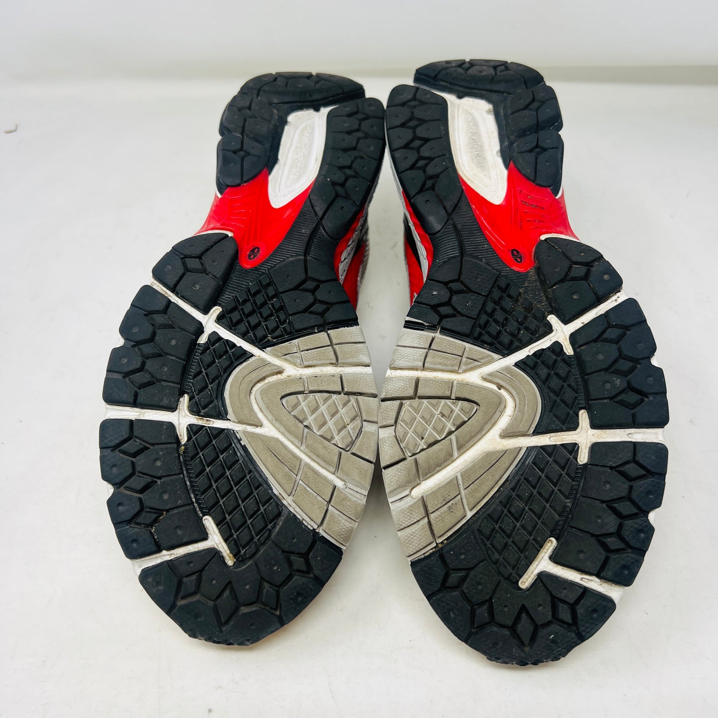 New Balance 860v2 Aime Leon Dore Red