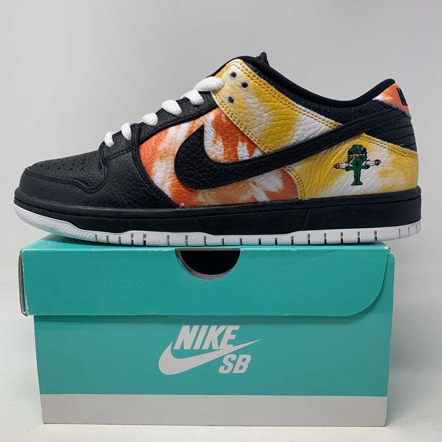 Nike SB Dunk Low Raygun Tie-Dye Black sneakers with black laces, new condition, 2019 release.