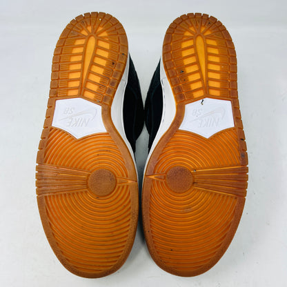 Nike SB Dunk Low Nontourage