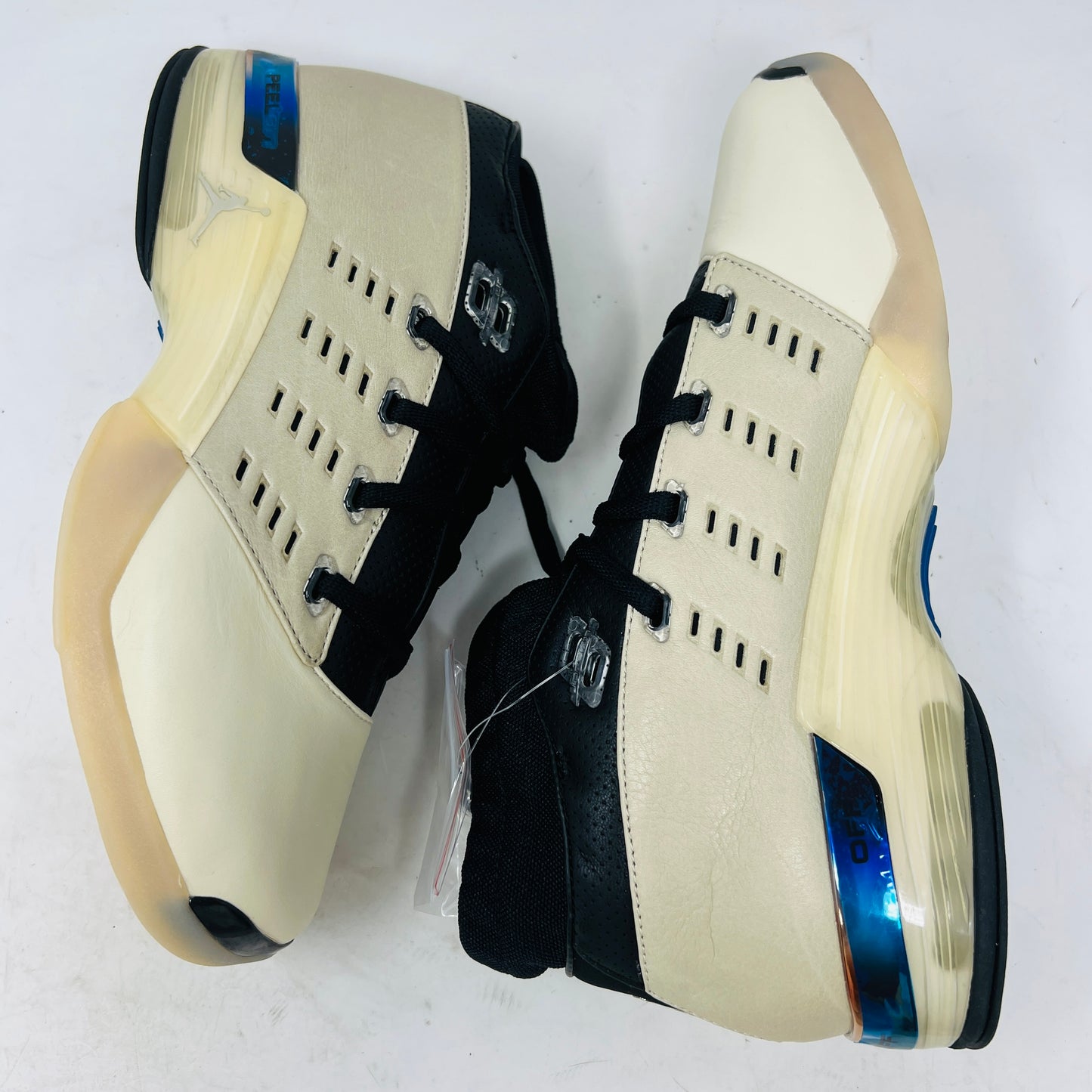 Jordan 17 Retro Low SP Infinite Archives
