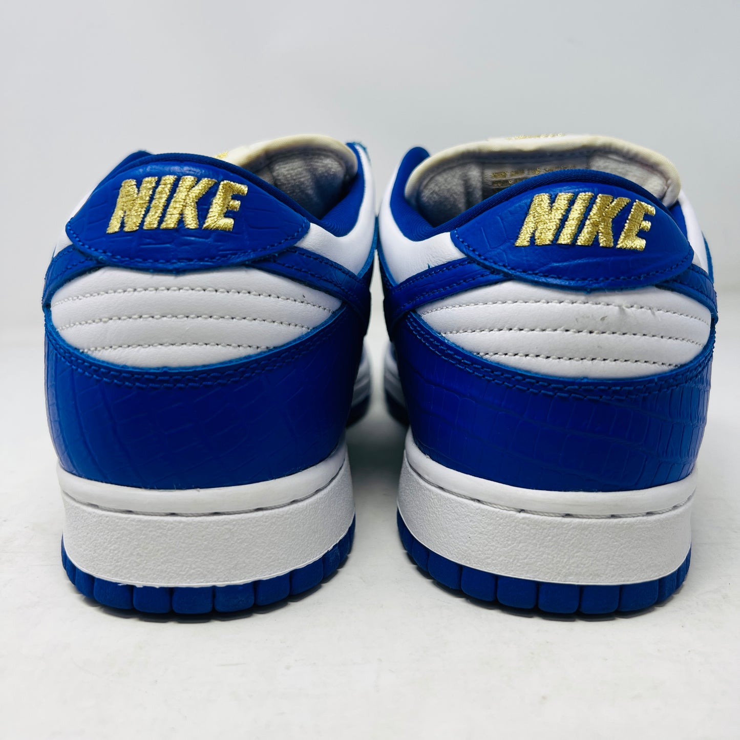 Nike SB Dunk Low Supreme Stars Hyper Royal (2021)