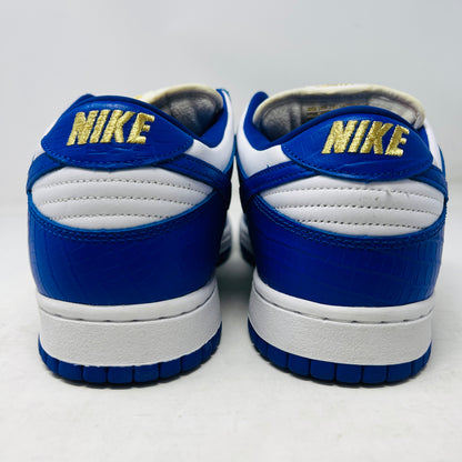 Nike SB Dunk Low Supreme Stars Hyper Royal (2021)