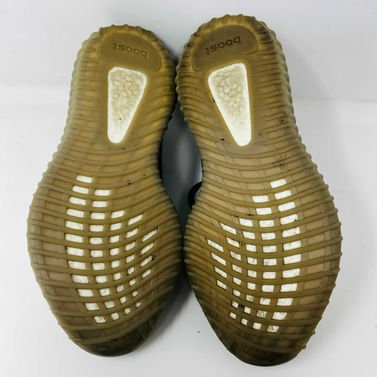 adidas Yeezy Boost 350 V2 Beluga