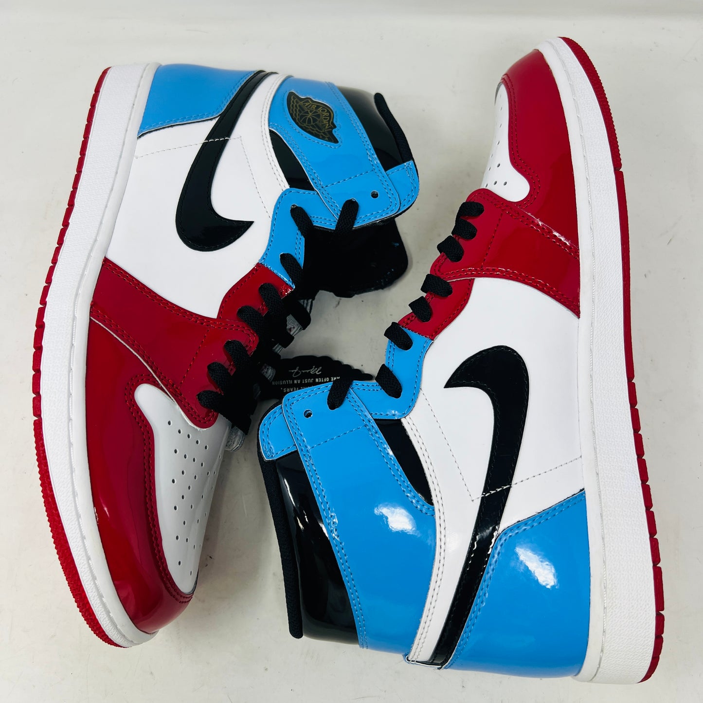 Jordan 1 Retro High Fearless UNC Chicago