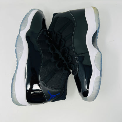 Jordan 11 Retro Space Jam (2016)