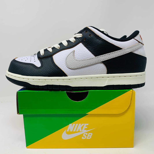 Nike SB Dunk Low HUF San Francisco brand new sneakers with extra black laces and good box condition 2022