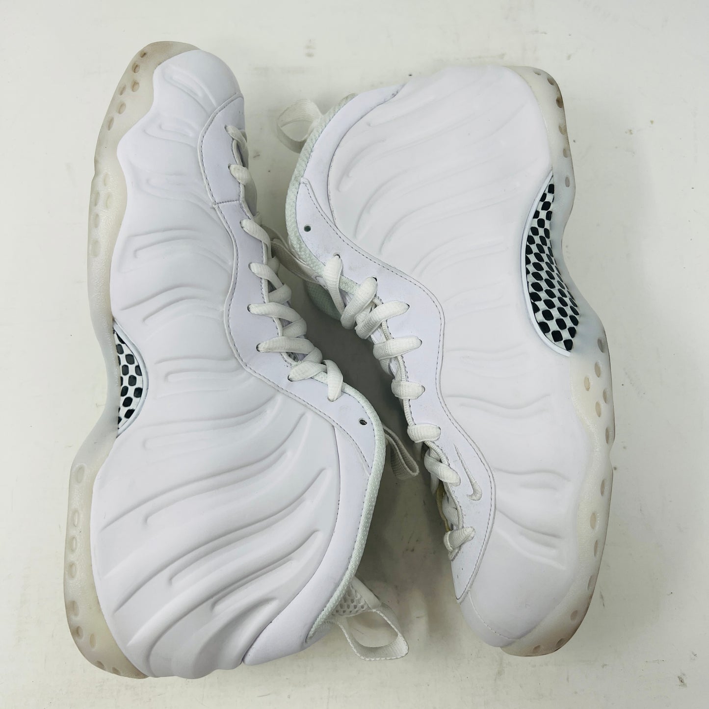 Nike Air Foamposite One Triple White