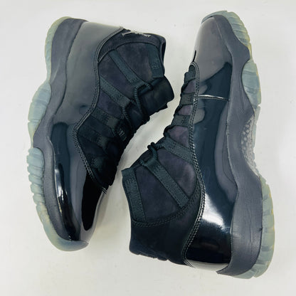 Jordan 11 Retro Cap and Gown