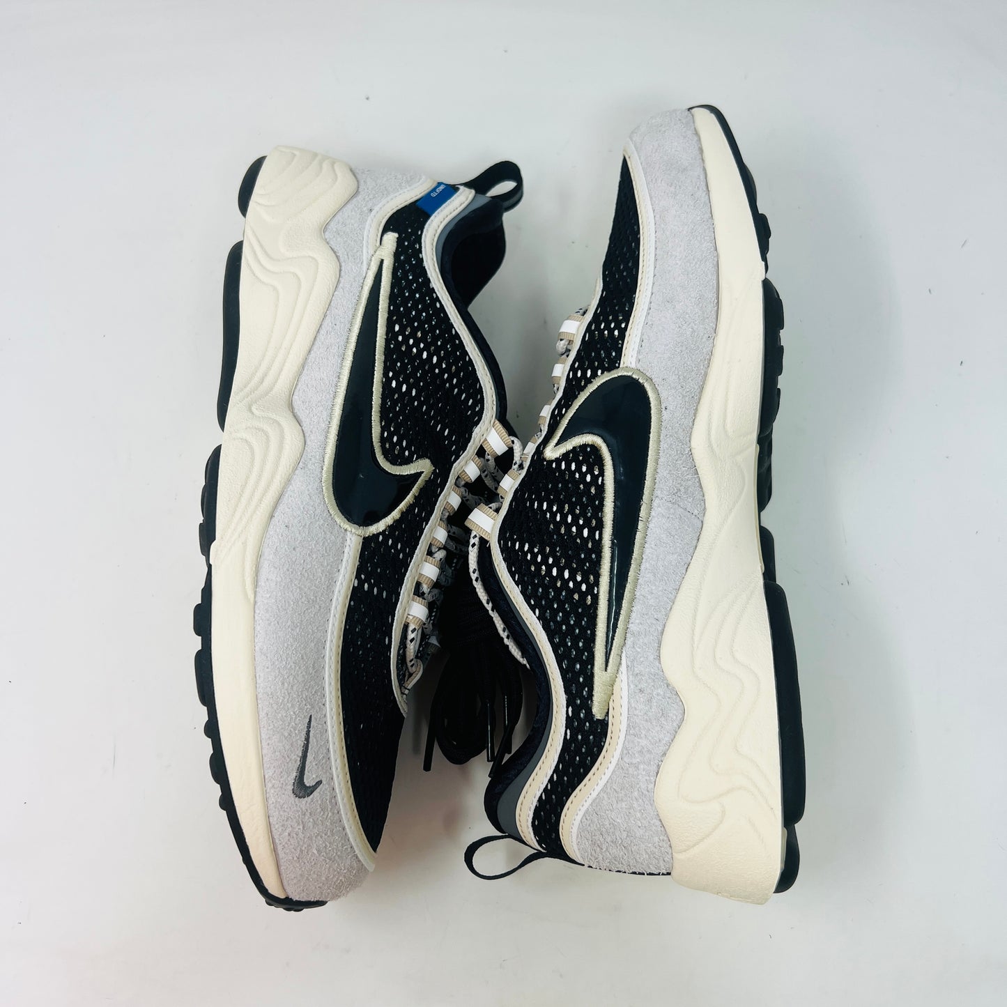 Nike Air Zoom Spiridon Undefeated Phantom