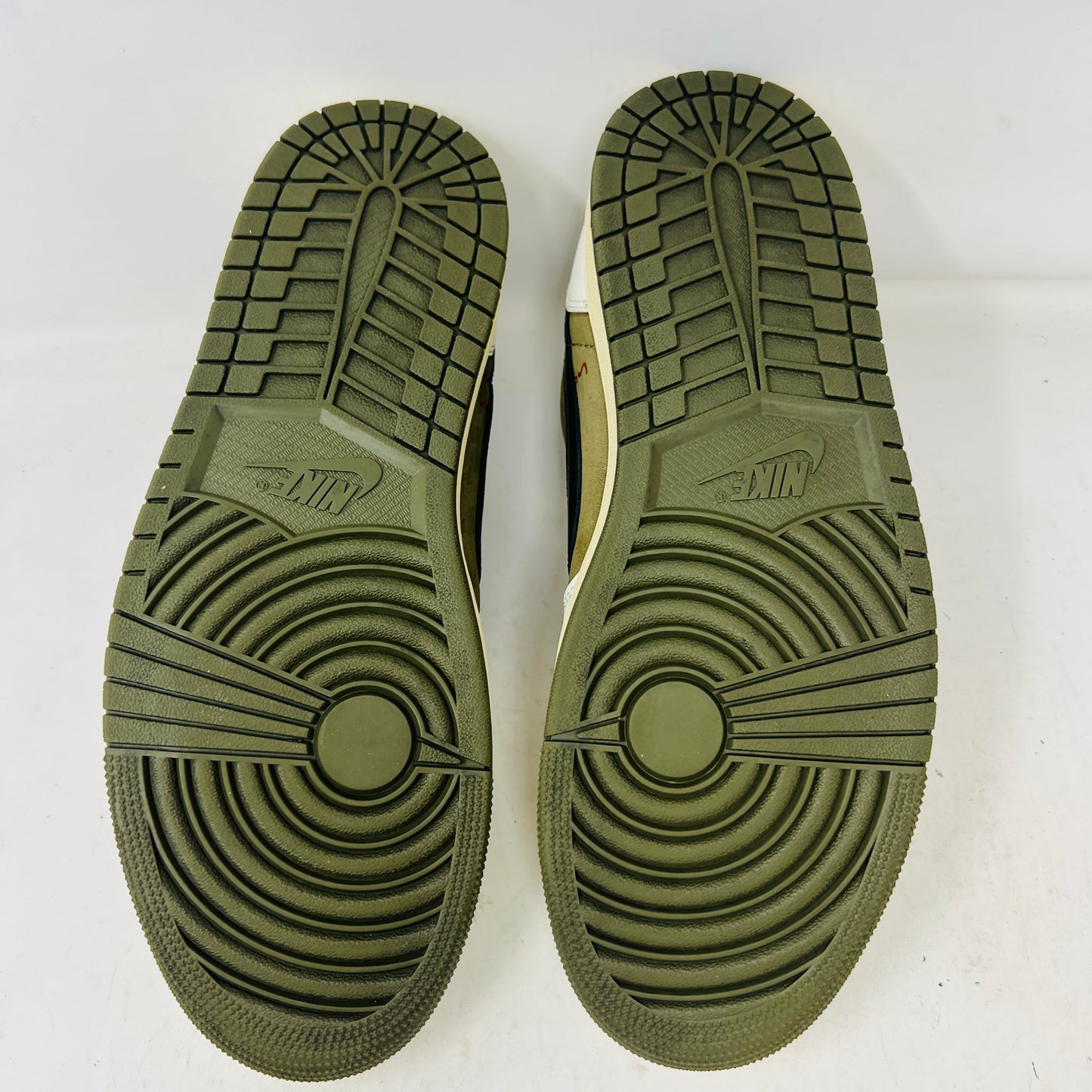 Jordan 1 Retro Low OG SP Travis Scott Medium Olive