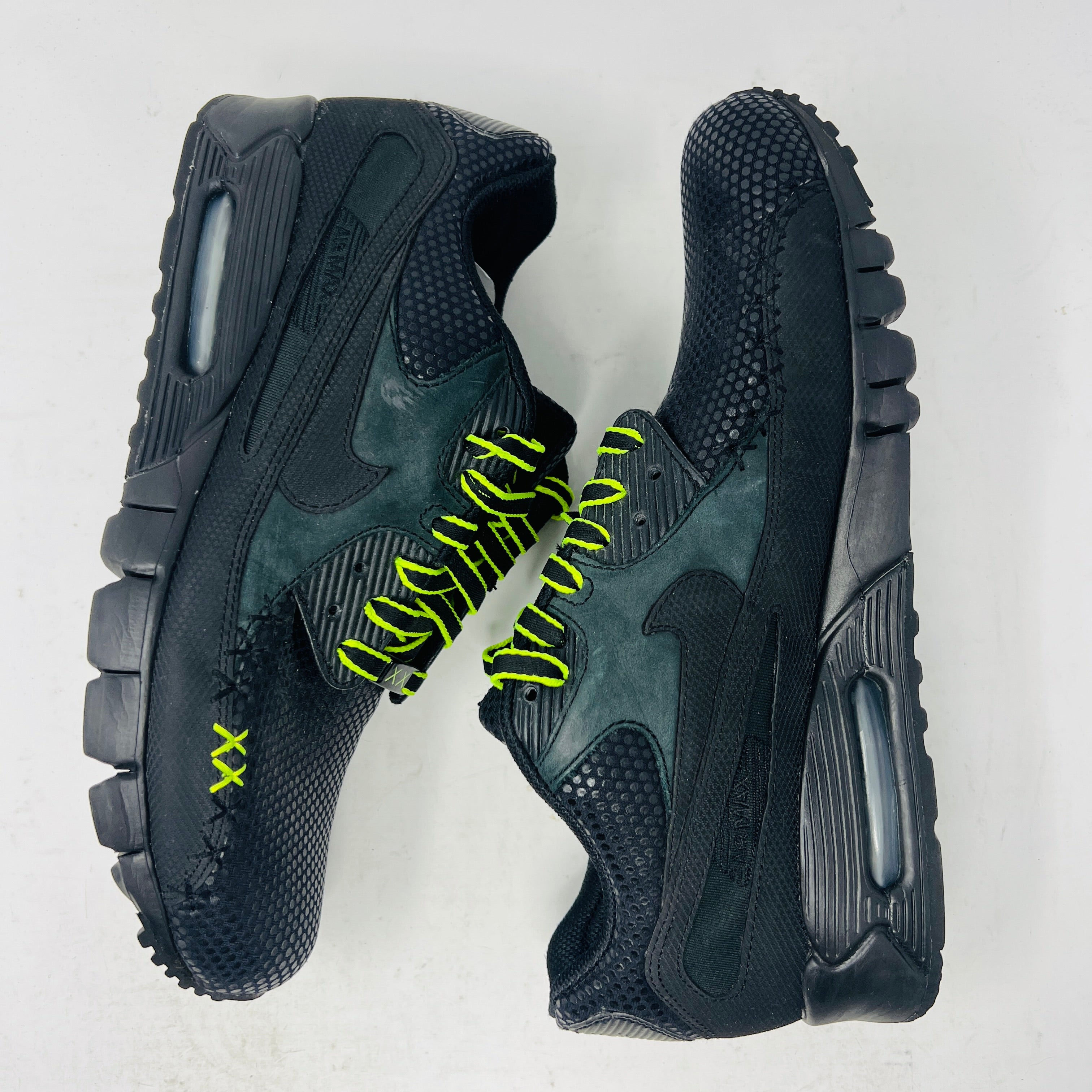 Nike Air MAX 90 正規店コラボデッドストックKAWS Nike KAWS x Nike Air Max 90 Current Premium Black 346114-001