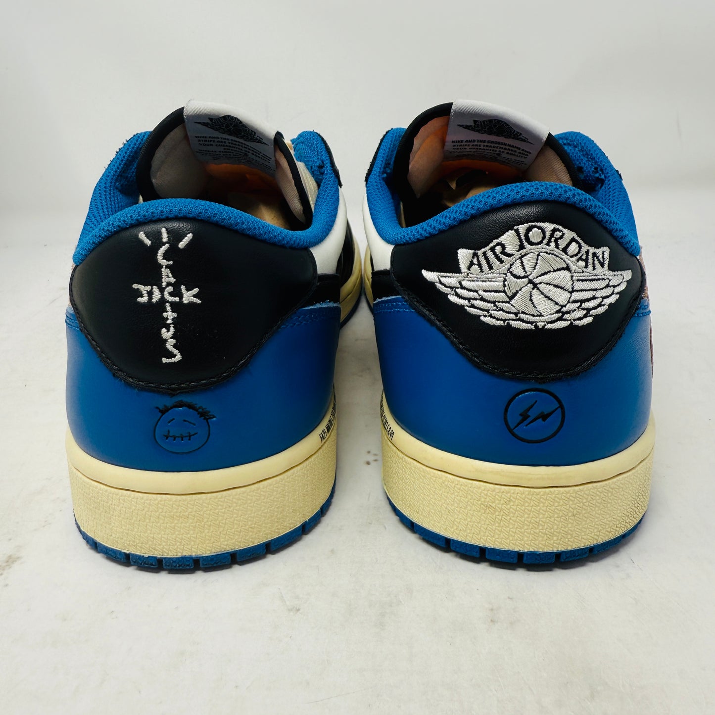 Jordan 1 Retro Low OG SP Fragment x Travis Scott