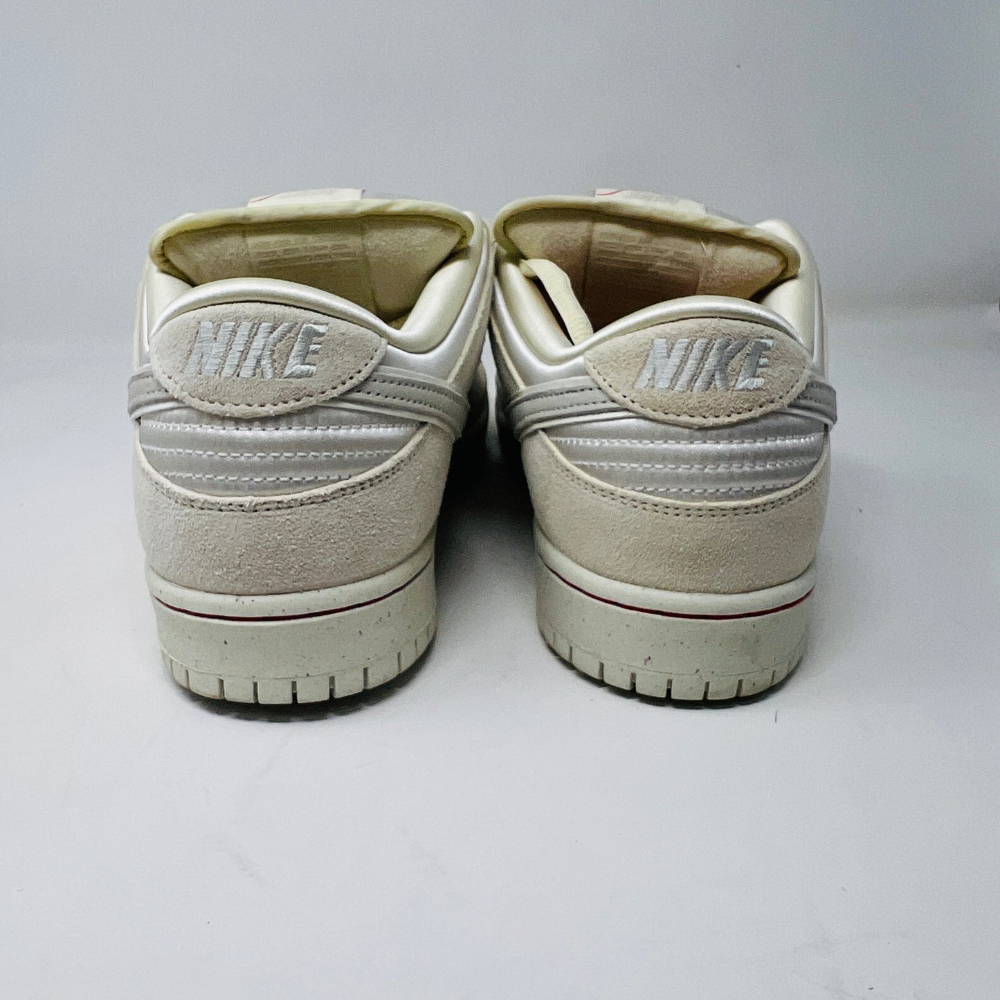 Nike SB Dunk Low City of Love Light Bone