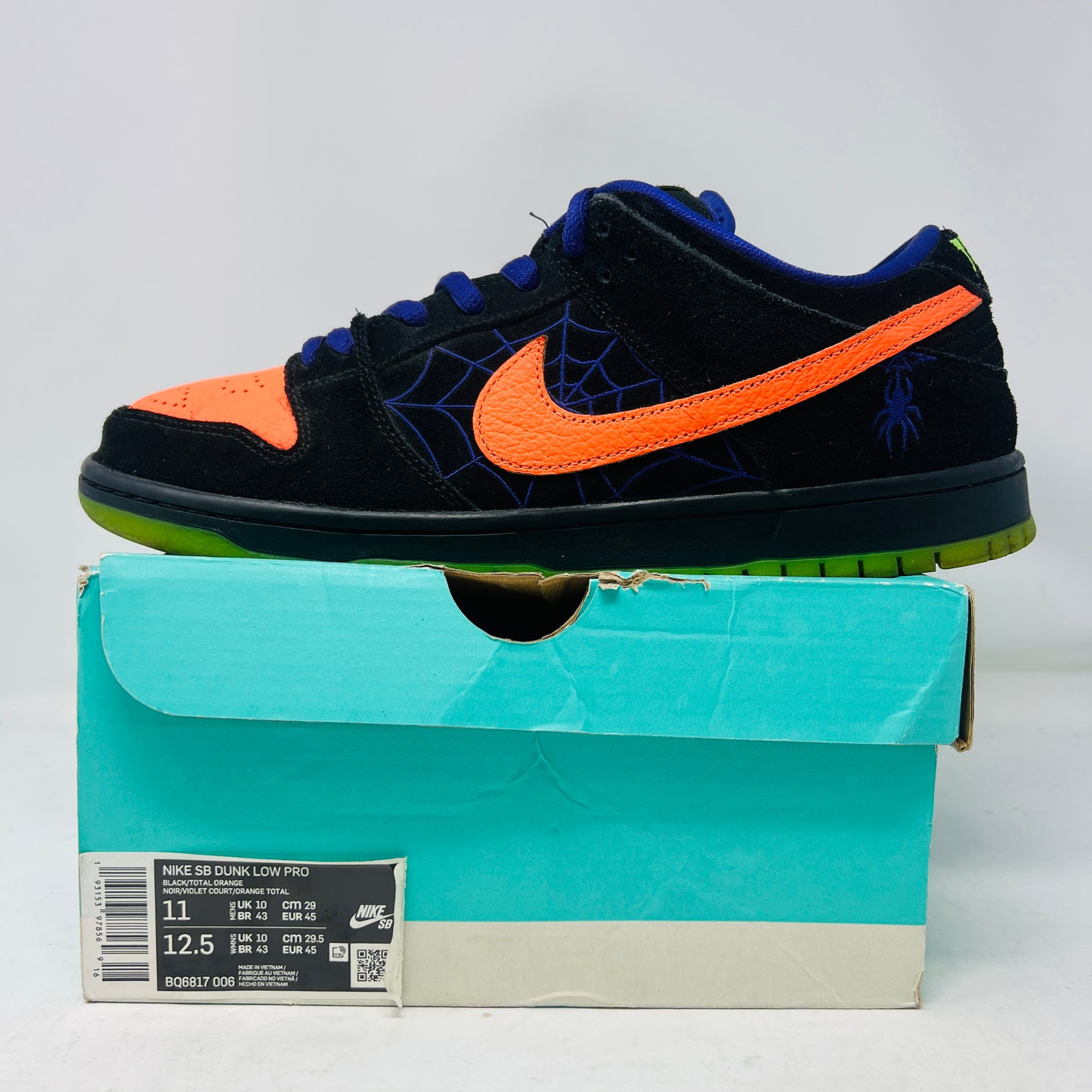 Nike SB Dunk Low Night of Mischief Halloween