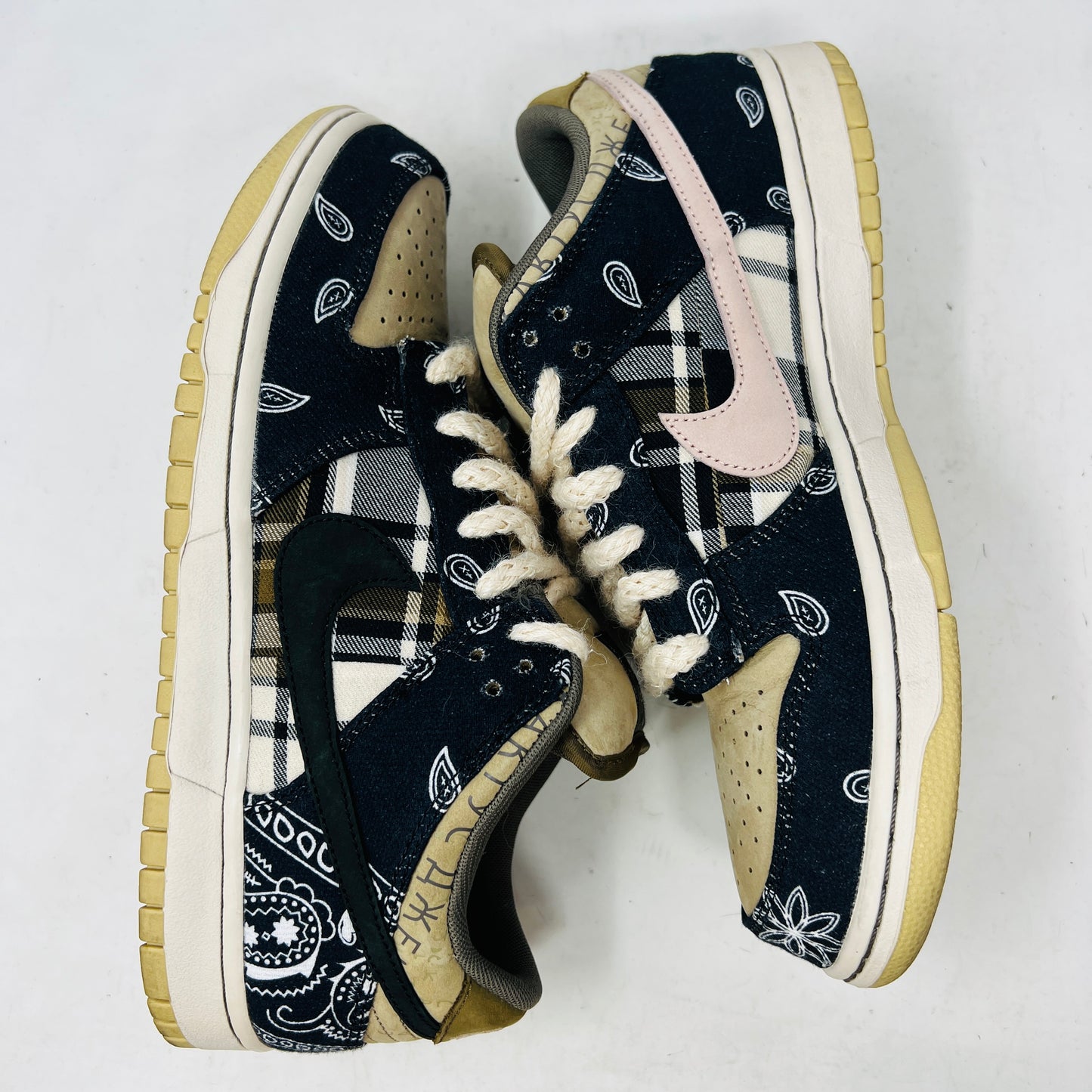 Nike SB Dunk Low Travis Scott (Special Box)