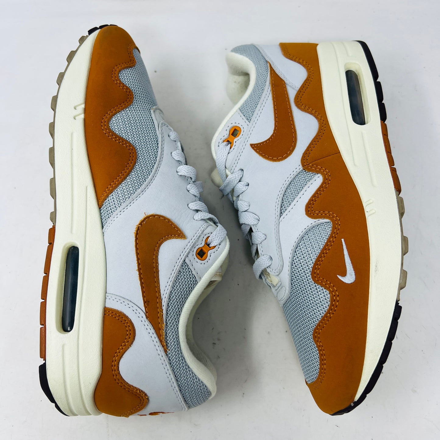Nike Air Max 1 Patta Waves Monarch (with Bracelet)