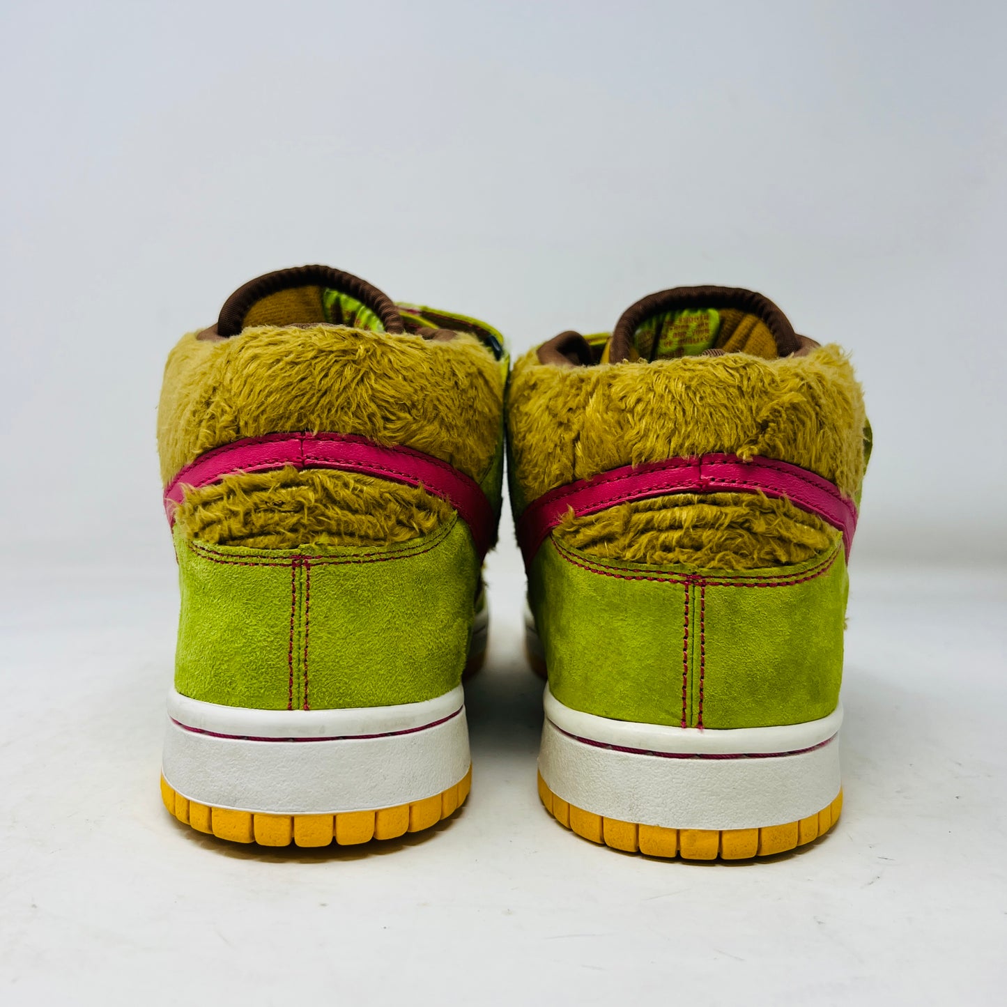 Nike SB Dunk Mid Mama Bear