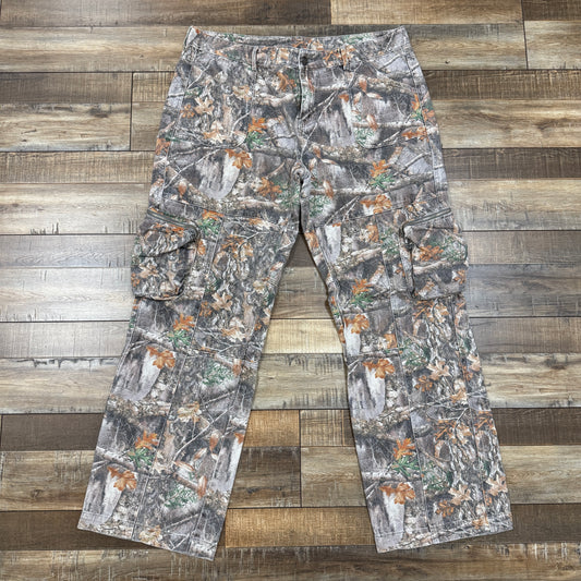 HMDD × The GV Gallery  The Gv Gallery Real Tree Camo Cargo Pants