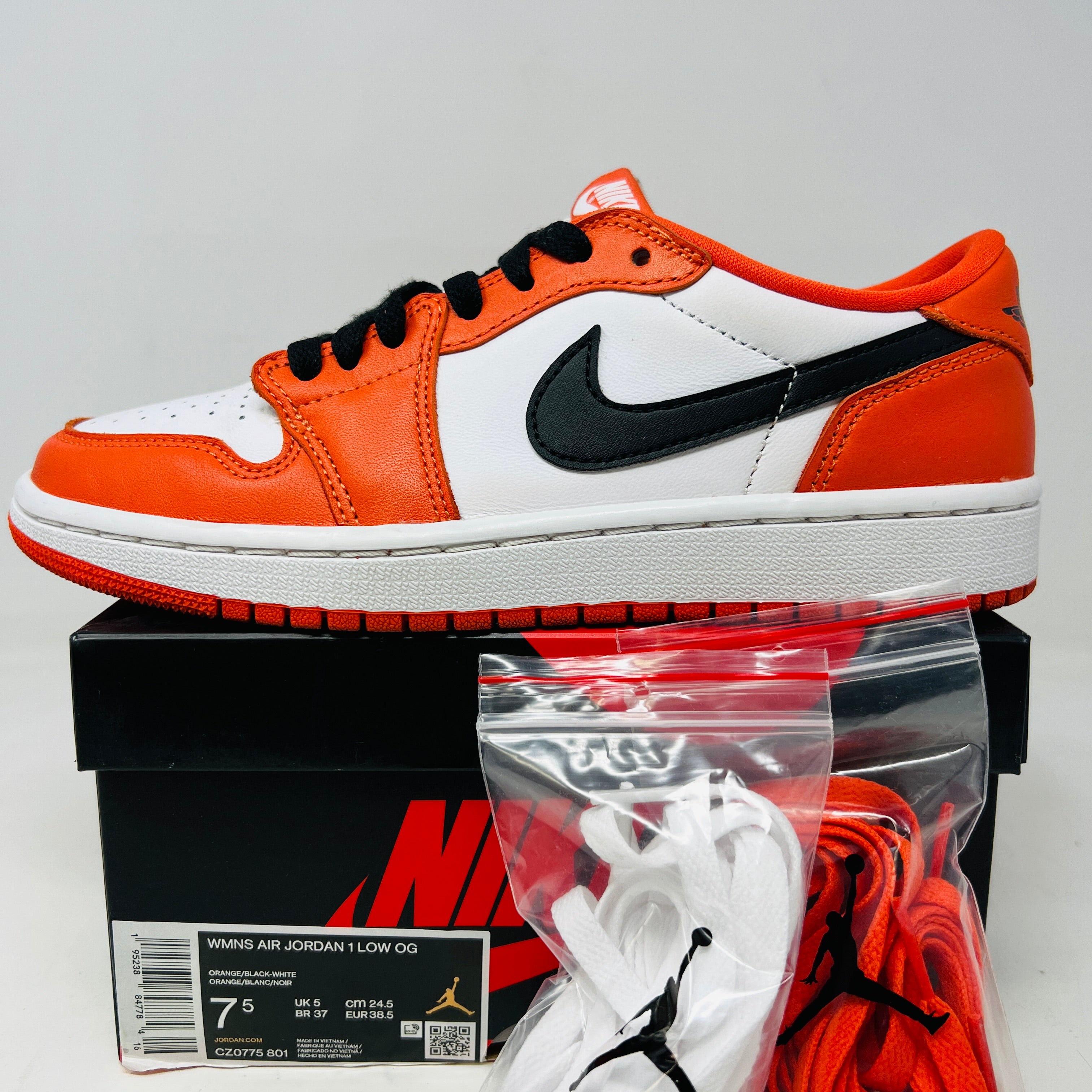 靴 Nike Women Air Jordan 1 Low OG Starfish Jordan 1 Low OG Starfish (Women's) – Holy Ground