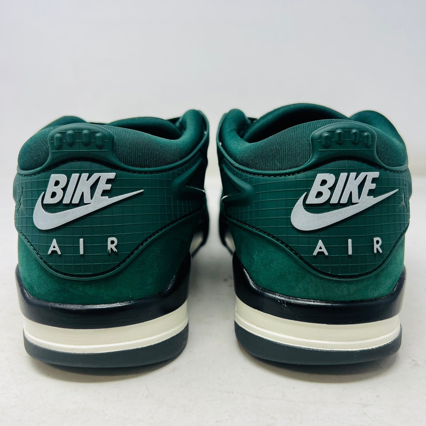 Jordan 4 RM SP Nigel Sylvester Grandma's Driveway
